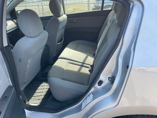 2011 Nissan Sentra 2.0SR - Interior Rear Seat Image